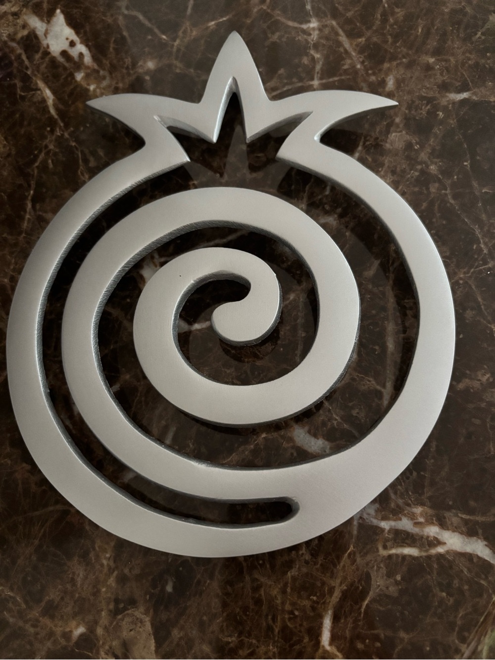 Emanuel Silver Spiral Pomegranate Trivet